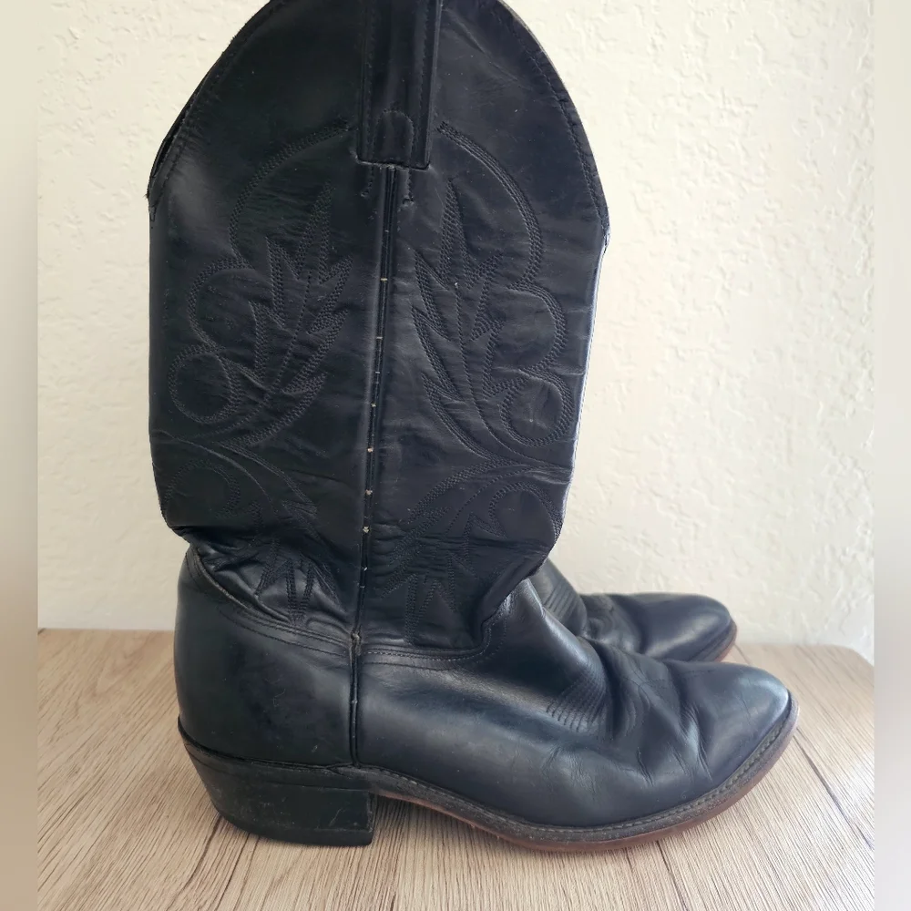 Abilene Cowboy Western Festival Floral Embroidered Black Leather Boots, size 8-9